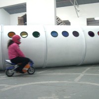 http://dejodelacombe.com/files/gimgs/th-2_47 floating bowl.jpg